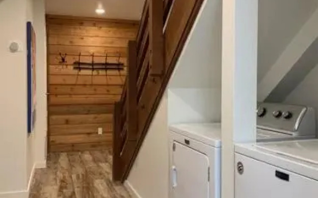 Edgewater #1 by Rainbow Ridge