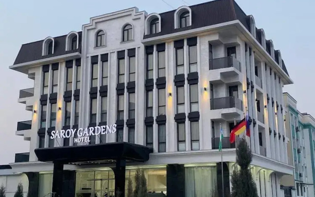 Отель Saroy Gardens
