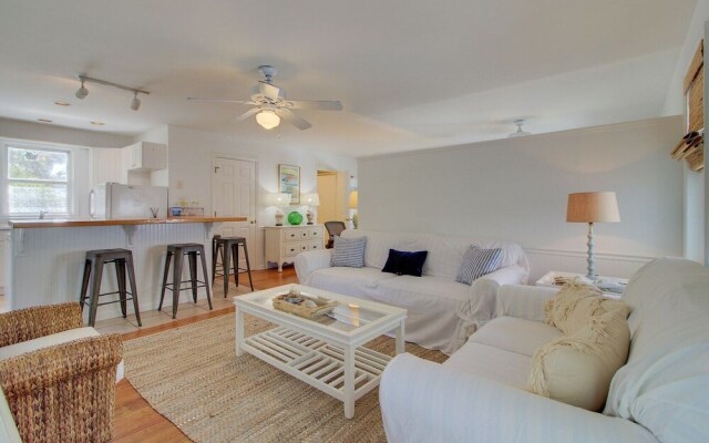 Carolina Blvd - 103 Carolina Boulevard