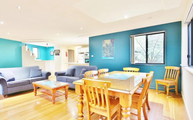 Sand Water at Hyams Beach 4pm Check Out Sundays