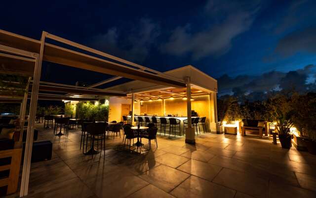 Gran Hotel Europa Santo Domingo, Trademark by Wyndham