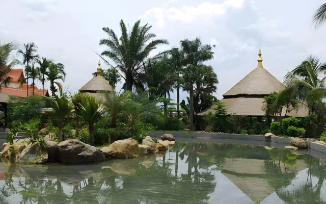 Xishuangbanna Golden Zone Hotel