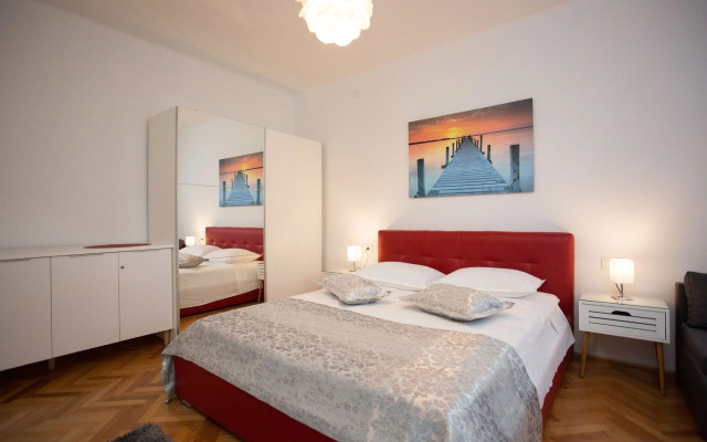 Apartment Split