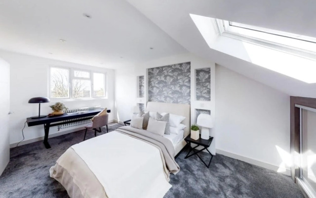 The Harlesden Hideaway - Elegant 4bdr House With Garden
