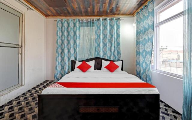 Oyo 91238 Hotel Matamal And Cafe