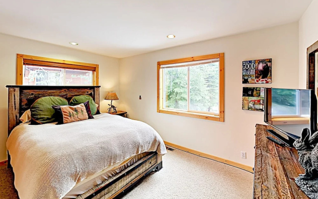 12205 Truckee - 3 Br Home