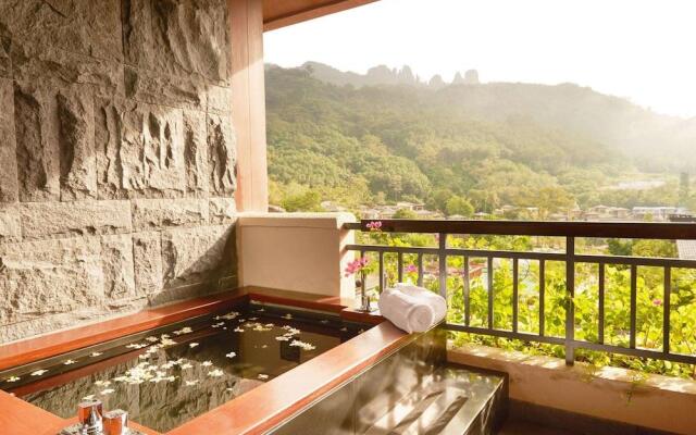 DoubleTree Resort by Hilton Hainan Qixianling Hot Spring