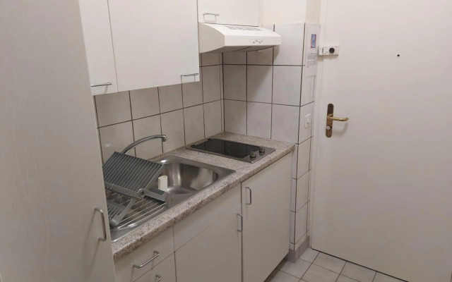 Athénée Residence by Homenhancement