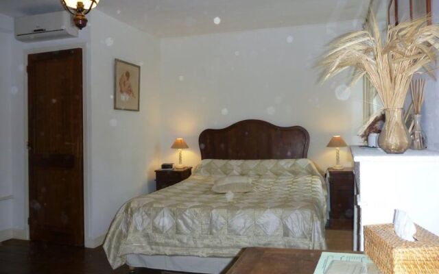 Hotel le Saint-Robert