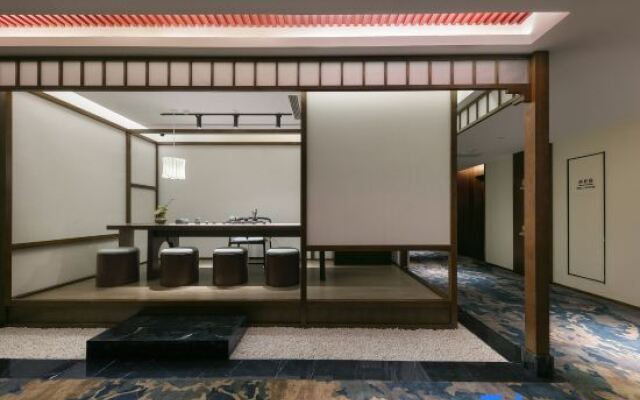 QIANNA HOTEL FINE (Kaifeng Millennium City Park Starlight Plaza Shopping Center)