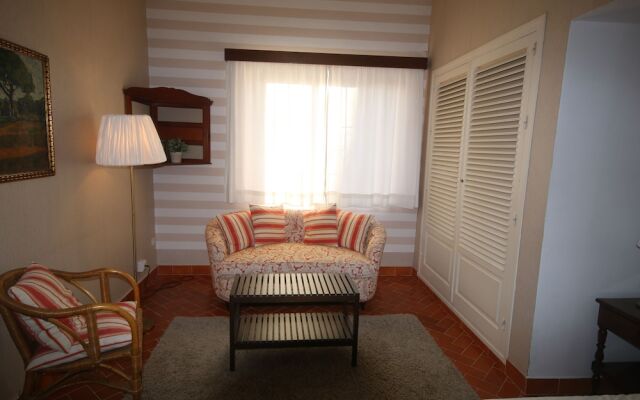 Rent&Dream Villa Malaga Manila