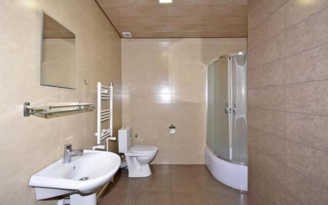 Mashtoc33 New apartment Yerevan center