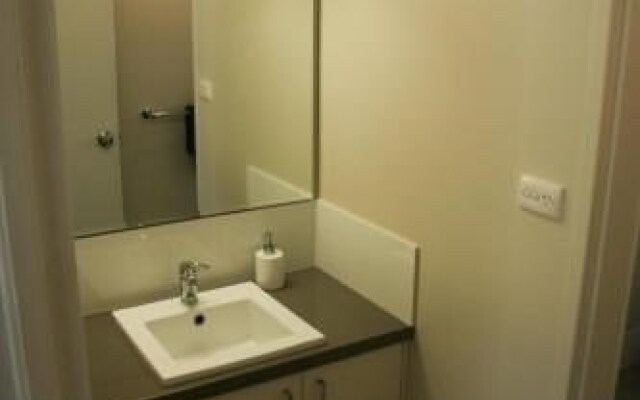 Unit1, Graydon Lodge