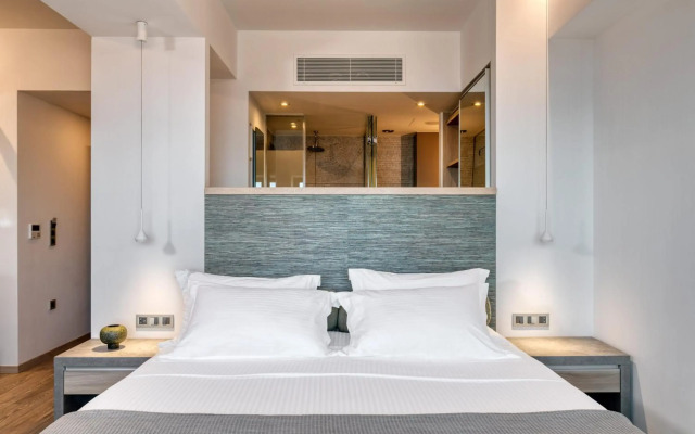Las Hotel & Spa