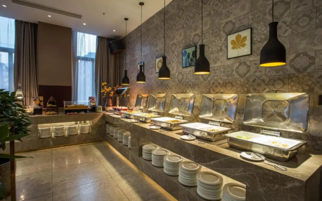 Yitel Collection Shenyang Hunnan Olympic Sports Center Wanda Plaza