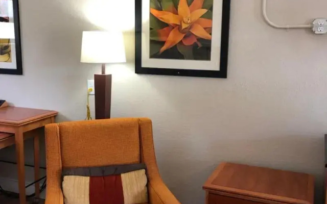 Ocala Cove Motel