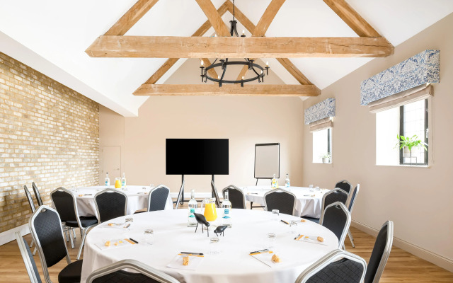 voco Lythe Hill Hotel & Spa by IHG