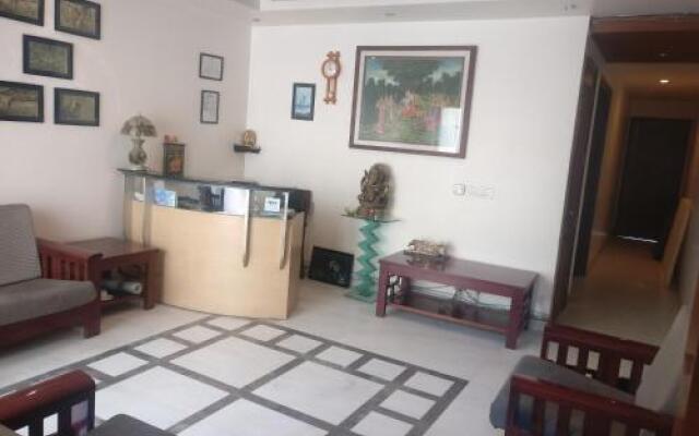 Mint Sarojville Suites