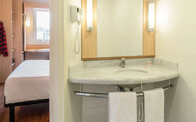 ibis Blumenau