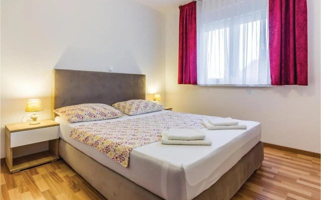 Three-Bedroom Apartment in Medulin