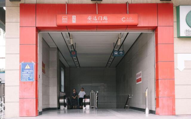 Xi'an Lianhu·North Passenger Station· Locals Apartment 00165010