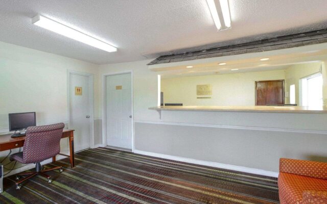 Econo Lodge Carbondale