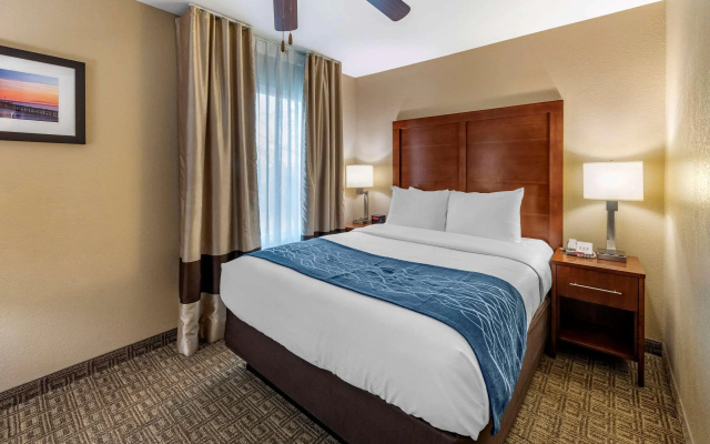Comfort Inn & Suites Ventura Beach