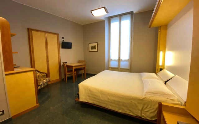 Le Petit Hotel