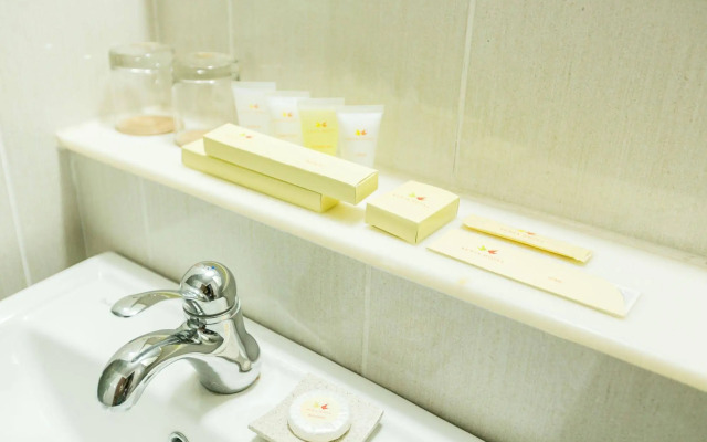Xenia Hotel Clark - Multi Use Hotel