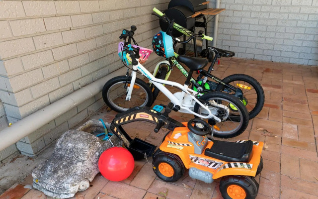 Getaway Lakefront Environmental House on Lake Macquarie with Water View