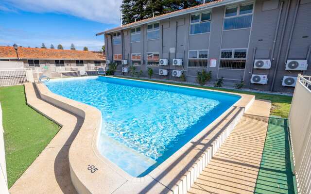 Hospitality Esperance, SureStay Collection by Best Western