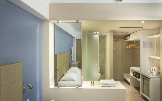 Airotel Alexandros Hotel