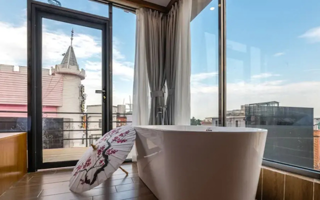 Floral Hotel Sanshengyishu Seaview Villa