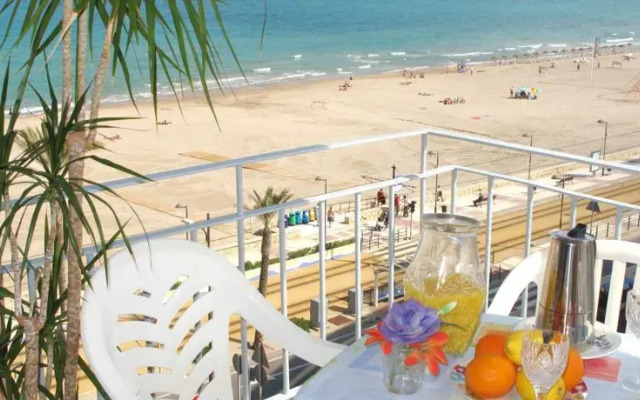 Beachfront Alicante 1