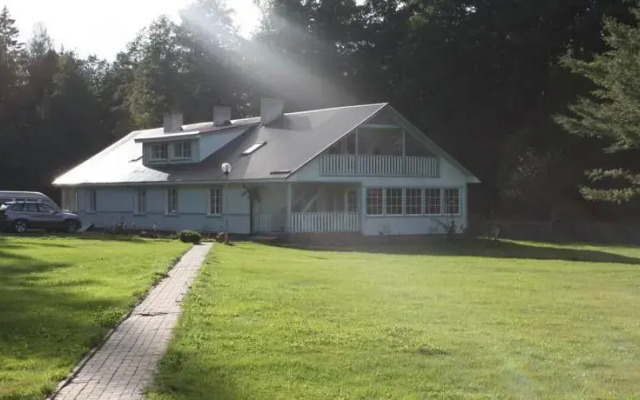 Allika Holiday Home