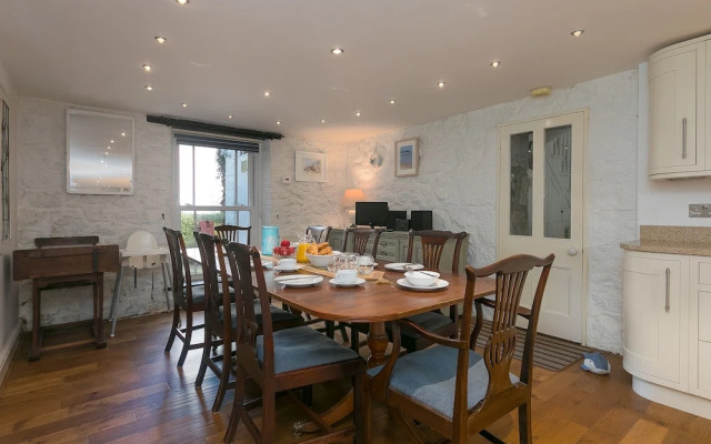 Glenside House