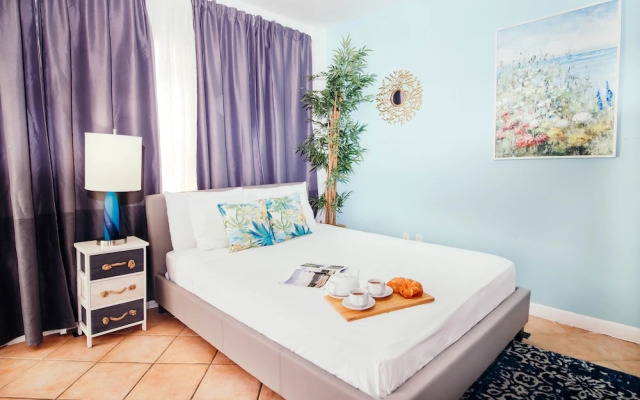 Ocean Drive Apartments