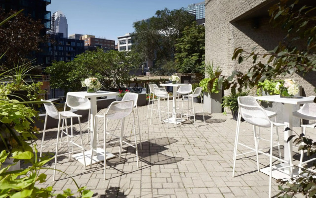 DoubleTree by Hilton Montreal