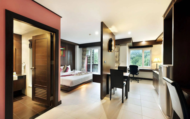 Ratana Hotel Chalong