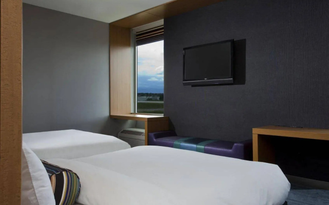 Aloft Denver Airport at Gateway Park