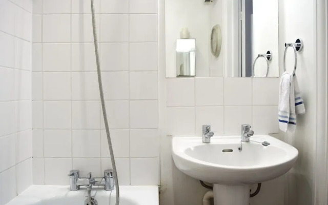 Stylish 1 Bedroom Flat Near Westbourne Park