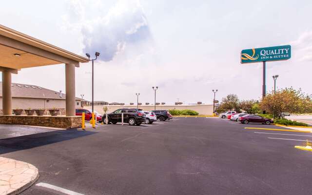 Quality Inn & Suites University