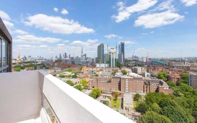 Central 2 Bedroom Apartment With Amazing Views