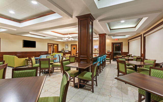 Holiday Inn Express Hotel & Suites Pharr by IHG