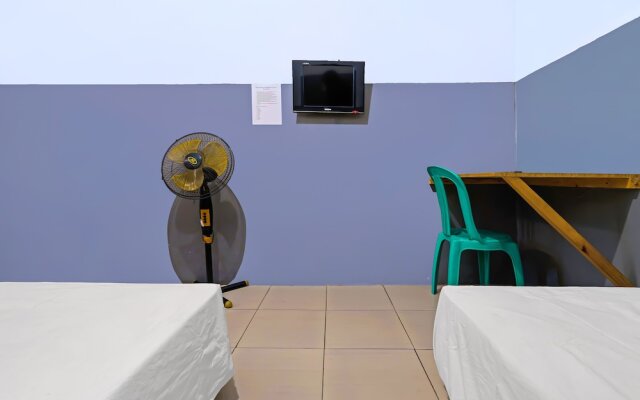 OYO 92893 Santana Residence Syariah
