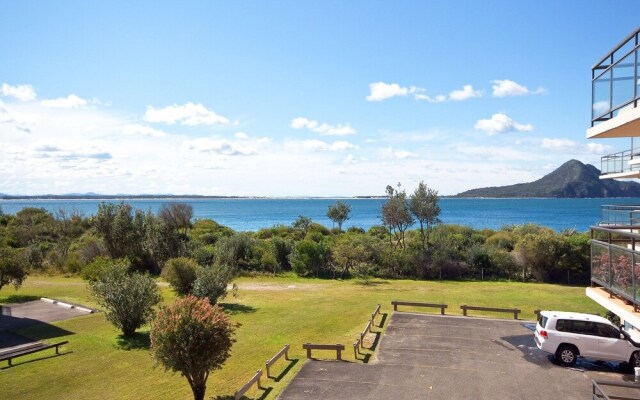 Promenade, Unit 10/8 Intrepid Close