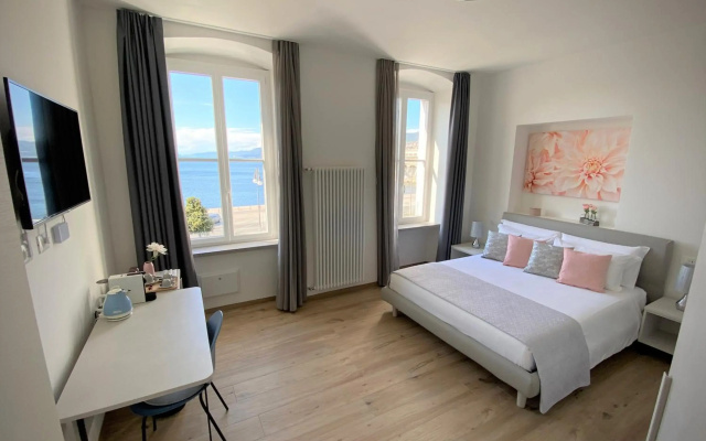 Five Flowers - Guest House