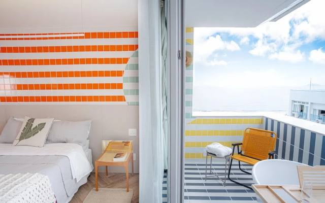 Sea View and Balcony With Bathtub PJ Premium