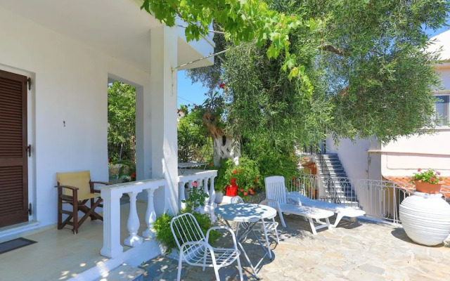 Faros Octo in Gaios With 1 Bedrooms and 1 Bathrooms