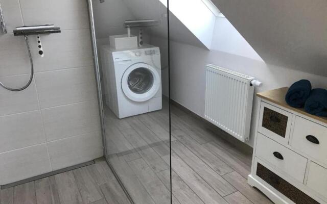 Zuhause Woanders - Kuhtrade